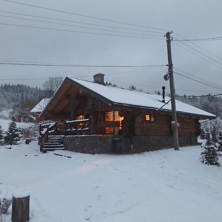 Cottege Riverun Urych Экстерьер фото
